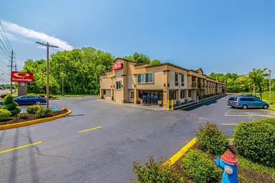 an empty parking lot in front of a hotel at Econo Lodge Mount Laurel - Philadelphia East in Mount Laurel