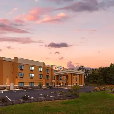 Comfort Suites Lewisburg near University