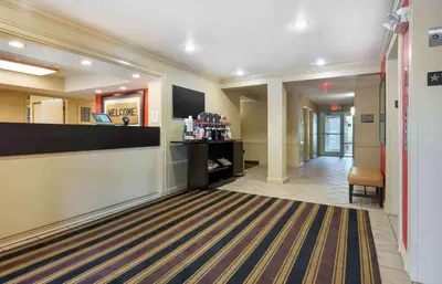 a lobby of a hospital with a waiting room at Extended Stay America Suites - Newark - Woodbridge in Woodbridge