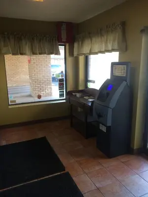 an empty office with a printer in a room at Hudson Plaza Motel Bayonne Jersey City in Jersey City