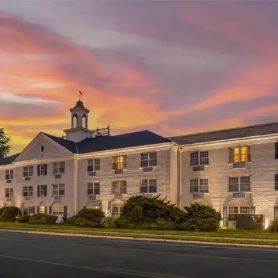 Best Western PLUS Morristown Inn-Florham Park