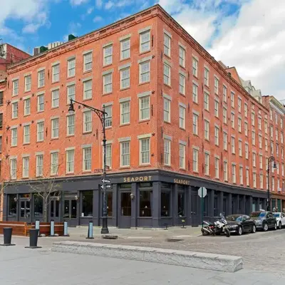 33 Hotel