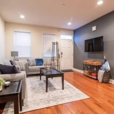 Beautiful Lux 4 Bedroom*Near PENN/CHOP*Roof Deck