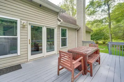 Gallery image of Family Home with Deck about 2 Mi to Camelback Mountain! in Tannersville
