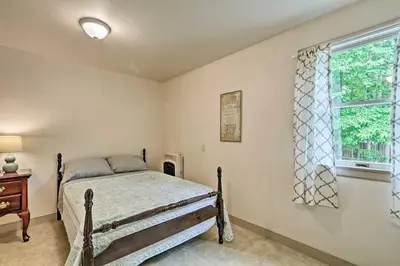 a bedroom with a bed and a window at Family Home with WiFi, 14 Mi to Dutch Wonderland! in New Holland