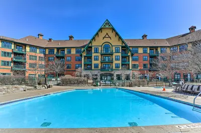 Gallery image of Luxe Apt Ski-inandSki-out Slopeside Retreat! in Vernon Township