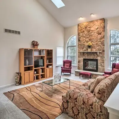 Blue Mtn Lake Family House
