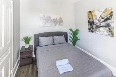 a bedroom with a bed in a room at ☆☆ Modern Coed Dorm in Reading ☆☆ in Reading