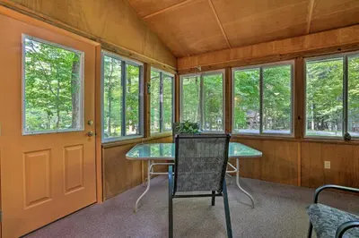 Gallery image of Poconos Home with Fire Pit, Walk to Locust Lake! in Pocono Lake