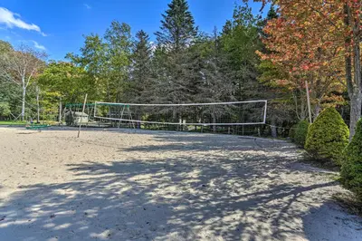 Gallery image of Poconos Home with Fire Pit, Walk to Locust Lake! in Pocono Lake
