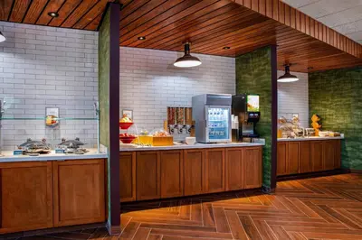 a large kitchen with aasteryasteryasteryasteryasteryasteryasteryasteryasteryasteryastery at Fairfield by Marriott Inn & Suites Harrisburg West/Mechanicsburg in Mechanicsburg