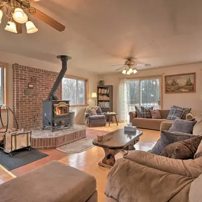 Private Hot Tub and Fireplace Poconos Home!