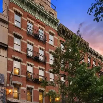 The Historic Blue Moon Hotel - NYC