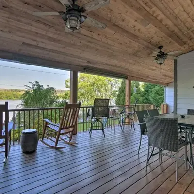 Dock and Hot Tub Susquehanna River Retreat!