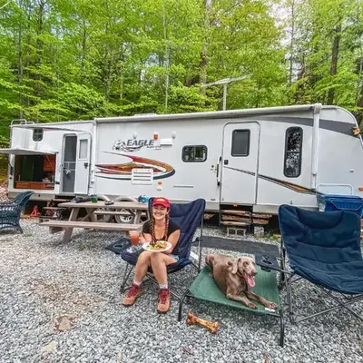 Rv adventure Roscoe Pet friendly