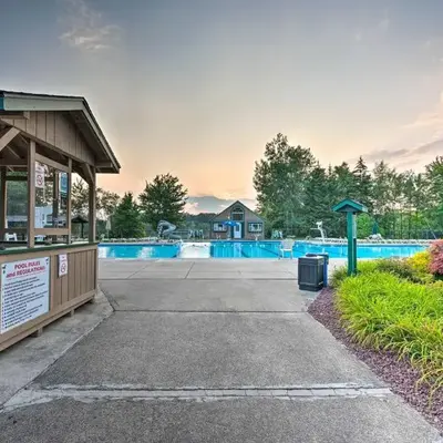 Tobyhanna Cabin with Deck