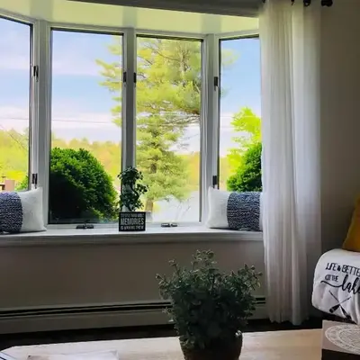 Catskills Cottage with Lake View Book Now