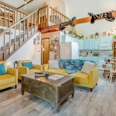 Elmwood Elmwood Escape A Cozy Retreat at The Hideout