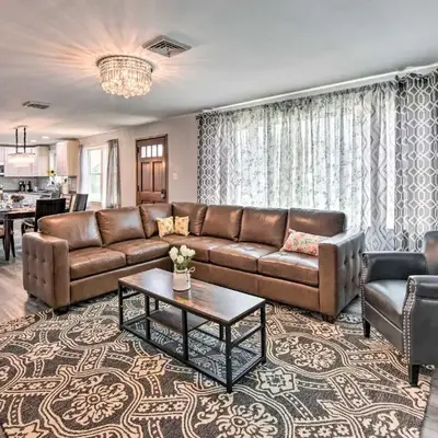 1 Mi to Hersheypark Family Home with Game Room!