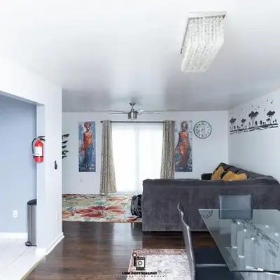 Beautifully Designed & Spacious Apartment in Newark 10mins from EWR Airport