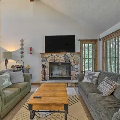 Tannersville Townhome