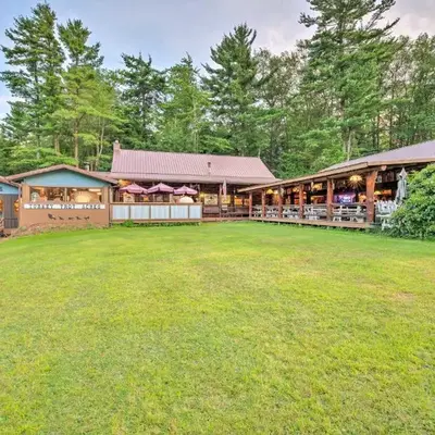 Handcrafted Log Cabin in Candor Group Getaway!