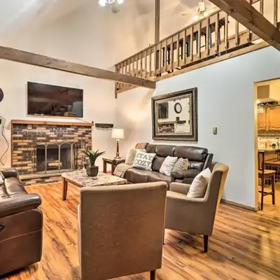 Near Big Boulder Mtn Cabin with Furnished Deck