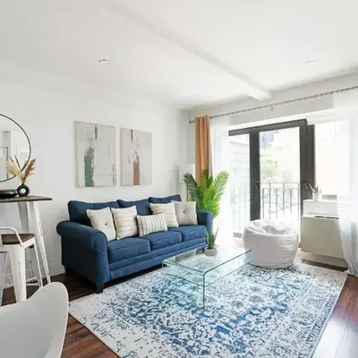 809-3A 1BR Columbus Circle Elevator W D