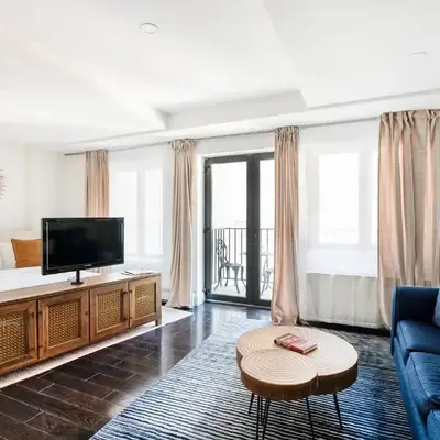 809-4B Studio Balcony W D Prime location
