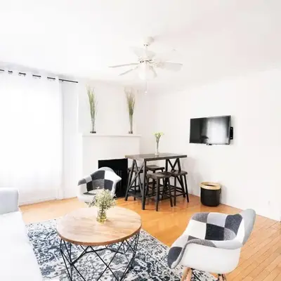 11-4F Prime west village designer 1BR