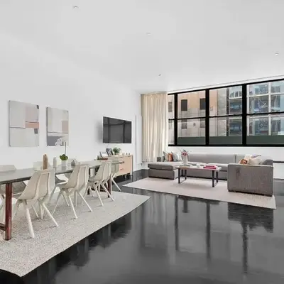 Waverly Lane by Rove Travel - Chelsea Apt with Balcony