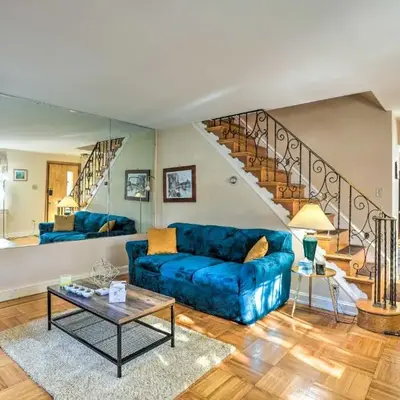 Yeadon Townhome with Porch