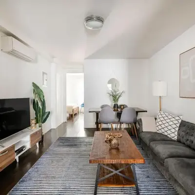 39-2 Renovated 3BR Prime Hudson Yards Area