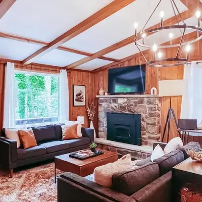 Stylish and Cozy Cabin