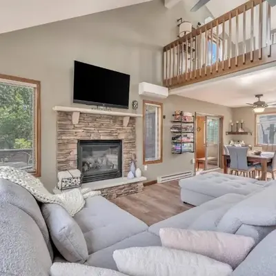 Steps To The Lake House