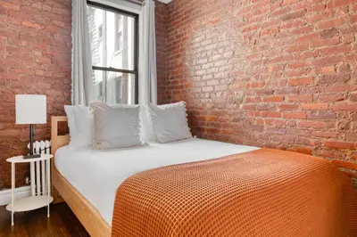 Gallery image of Hip E Village 2BR w WD nr L Train NYC-824 in New York