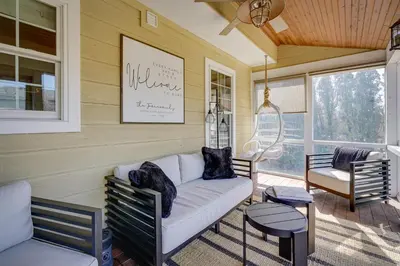 Gallery image of Spacious and Bright Lumberton Home with Backyard! in Lumberton