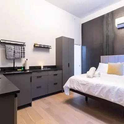 Thena Hotel - Cozy Studio