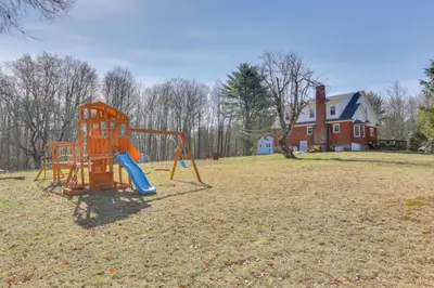 Gallery image of Cozy Catskills Tiny Home about 3 Mi to Bethel Woods! in Swan Lake